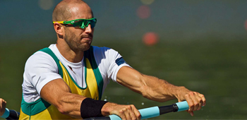James Chapman competing in a rowing event at the Olympics. Photo credit: Erik Dresser, row2k.com
