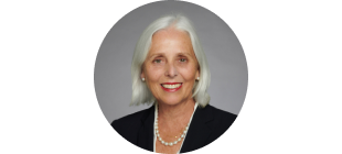 Headshot Paula Dwyer
